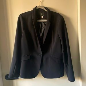 Size 18 Limited black blazer hardly worn like new condition